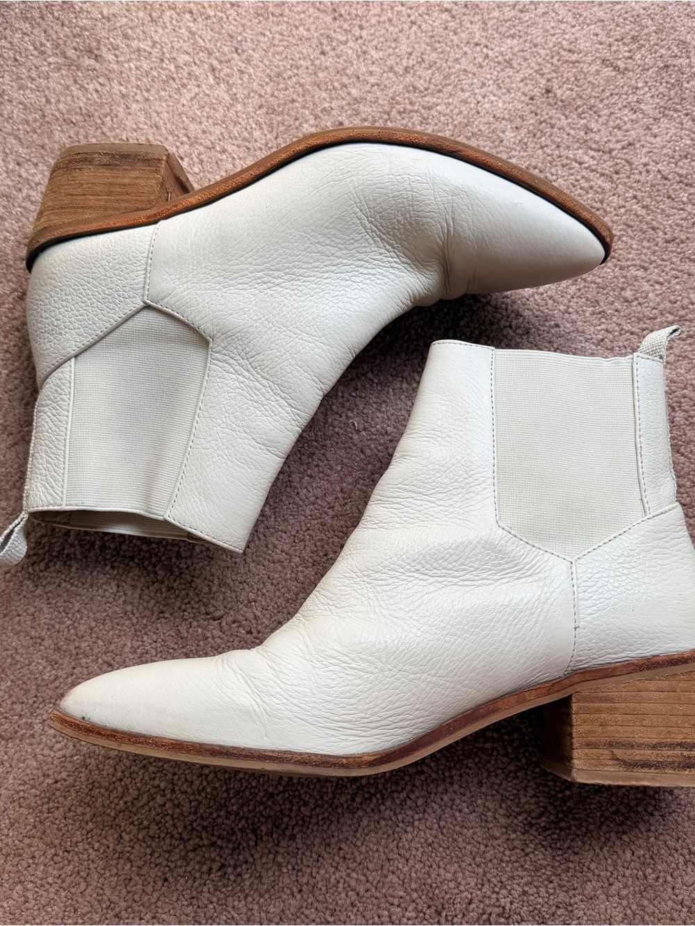 Chinese laundry white leather ankle boots sz 8.5